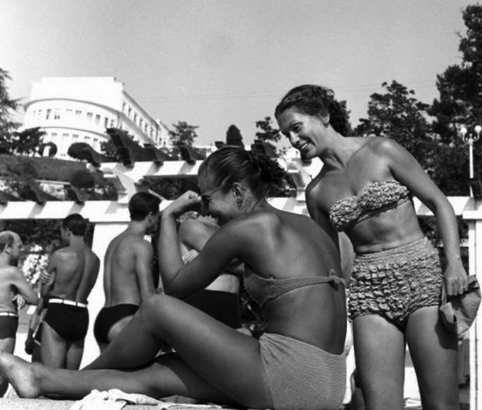 Charming photos of Soviet girls and women