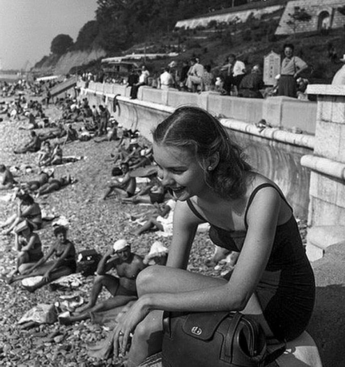 Charming photos of Soviet girls and women