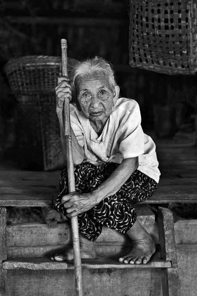 Tattoed 1961. Disappearing cultures. Myanmar's and Chinese spiritual photos by Oliver Klink