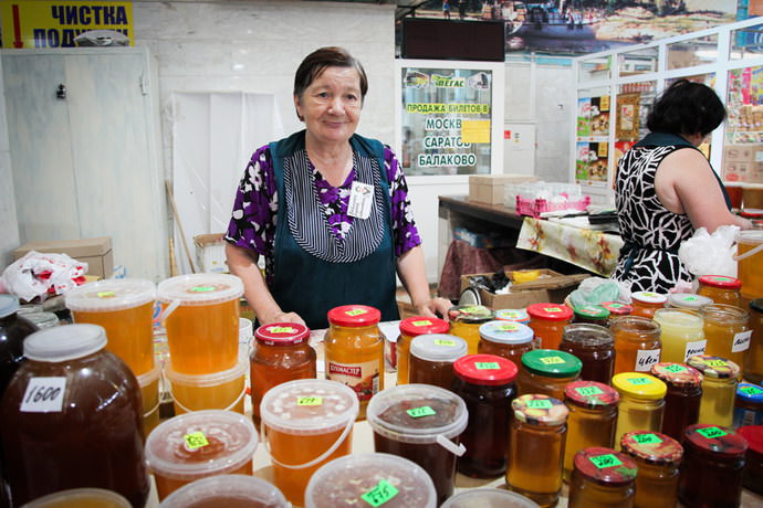 Colorful markets in the former Soviet republics that have not changed in a quarter of a century