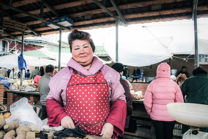 Colorful markets in the former Soviet republics that have not changed in a quarter of a century