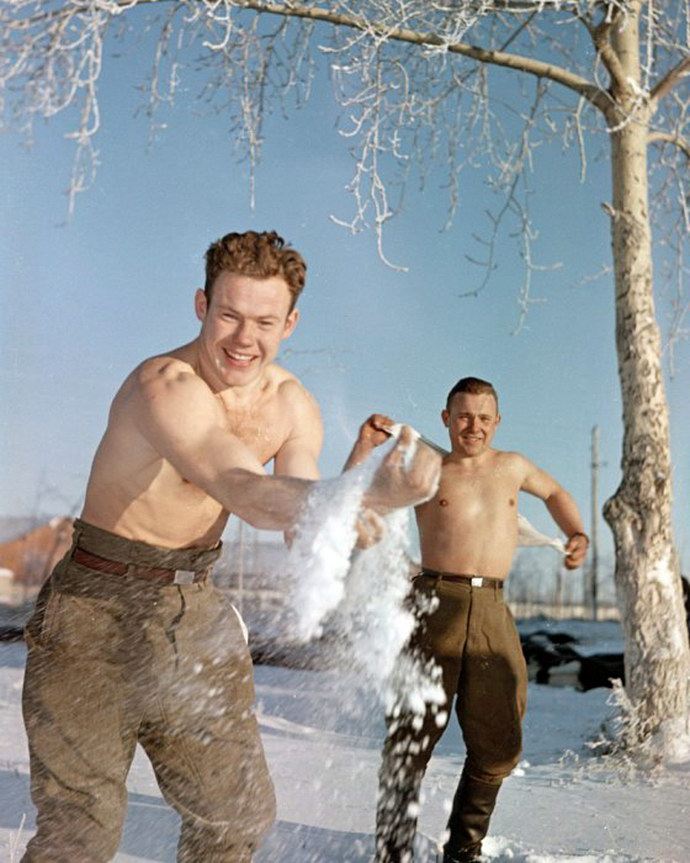 Vigorous and mighty. Unique photographs of USSR life in the 50s from Semyon Fridlyand